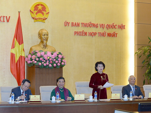 Phiên họp thứ nhất của Ủy ban Thường vụ Quốc hội khóa XIV ảnh 1