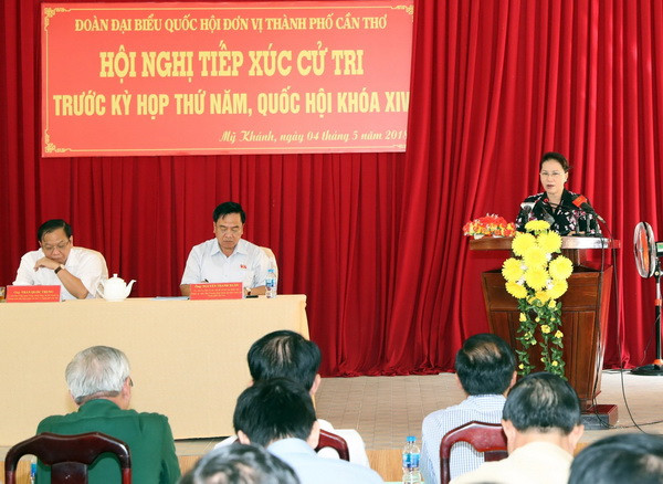 Cần Thơ: Chủ tịch Quốc hội tiếp xúc cử tri huyện Phong Điền ảnh 1