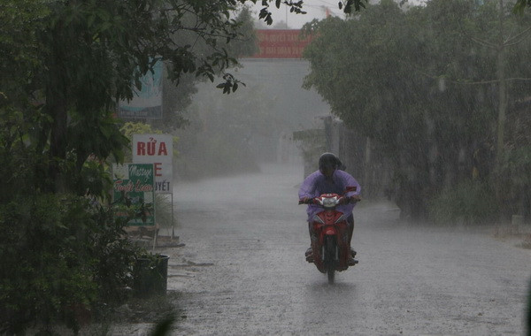 Nhiệt độ tại Nam Bộ trong mùa mưa cao hơn trung bình nhiều năm ảnh 1
