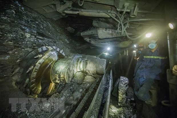 Ngành than chuyển đổi theo xu thế cách mạng công nghiệp lần thứ tư ảnh 1