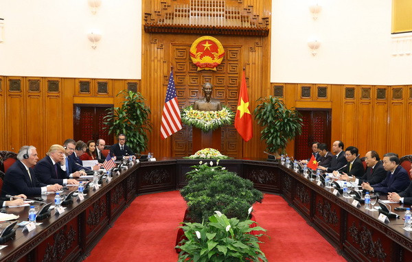 Thủ tướng Nguyễn Xuân Phúc hội kiến Tổng thống Hoa Kỳ Donald Trump ảnh 2