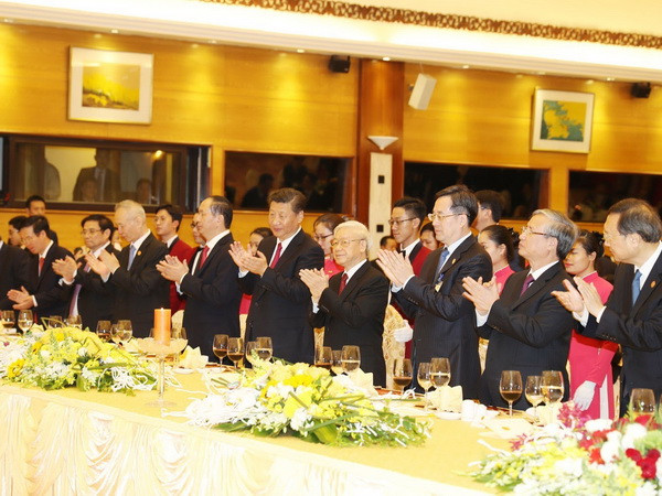 Chiêu đãi trọng thể chào mừng Tổng Bí thư, Chủ tịch Trung Quốc ảnh 1