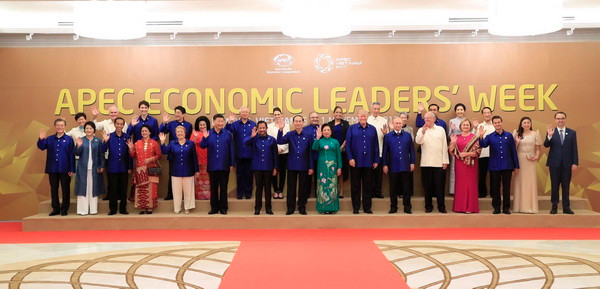 Quà tặng Lãnh đạo kinh tế APEC - Hội tụ tinh hoa thủ công truyền thống ảnh 1