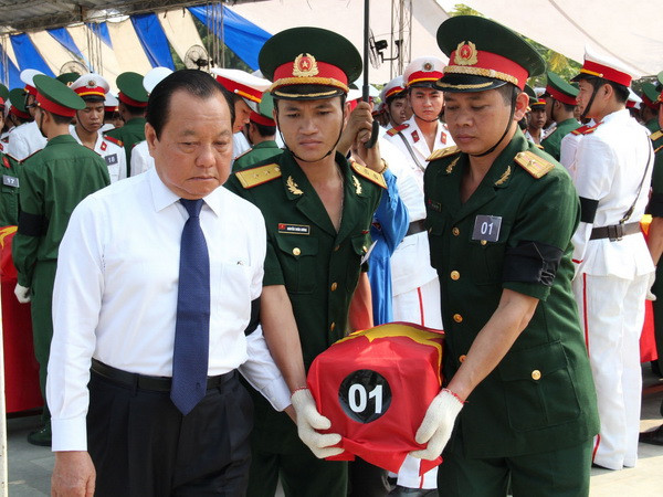 Bình Dương: Lễ truy điệu và an táng hơn 100 hài cốt liệt sỹ ảnh 1