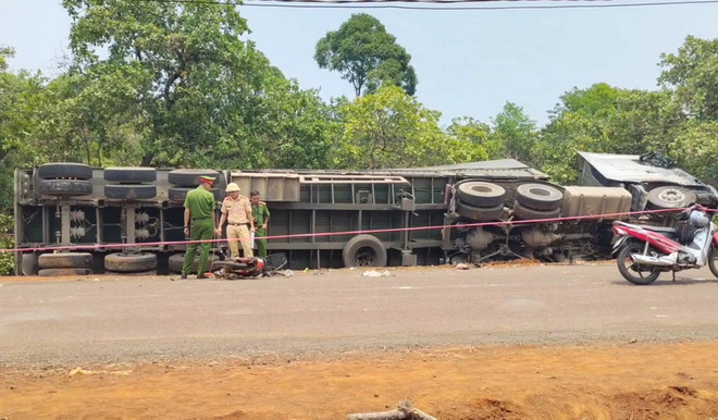 Nghệ An: Ba người thương vong do tai nạn giao thông trên Quốc lộ 7 ảnh 1