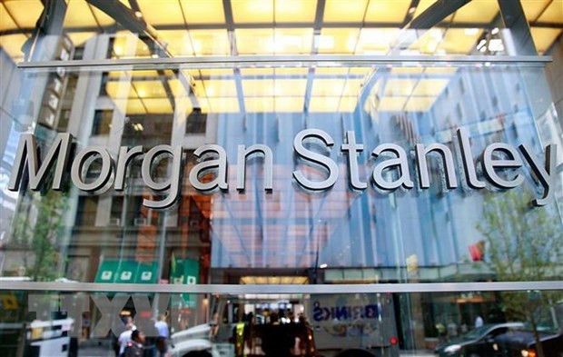 Biểu tượng Morgan Stanley tại trụ sở ở New York, Mỹ. (Ảnh: AFP/TTXVN) Morgan Stanley: Tăng trưởng của châu Á sẽ vượt Mỹ và châu Âu ảnh 1