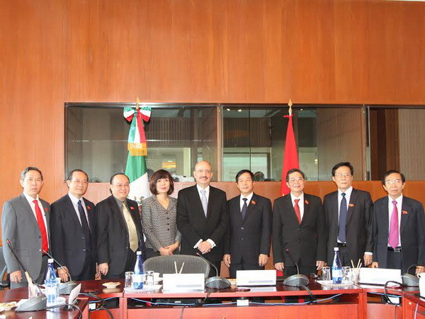 Đoàn Ủy ban Đối ngoại Quốc hội thăm làm việc tại Mexico và Colombia ảnh 1