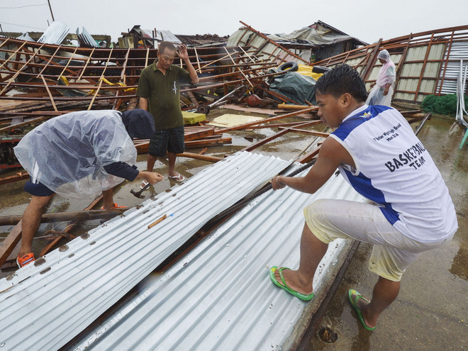 Bão Hagupit sẽ đi vào khu vực Biển Đông từ sáng sớm 9/12 ảnh 1
