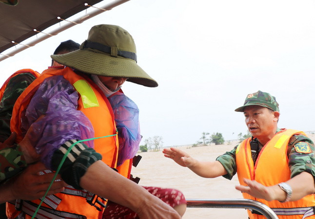Phú Yên khôi phục sản xuất nông nghiệp sau lũ lịch sử cuối tháng 11 ảnh 2