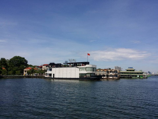 Di dời nhà nổi, du thuyền trả lại cảnh quan mặt nước Hồ Tây ảnh 1