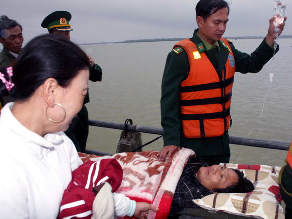 Chăm sóc sức khỏe quân dân đảo tiền tiêu Cù Lao Chàm ảnh 1