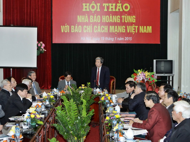 Nhà báo Hoàng Tùng - Người viết sử bằng tác phẩm chính luận ảnh 1