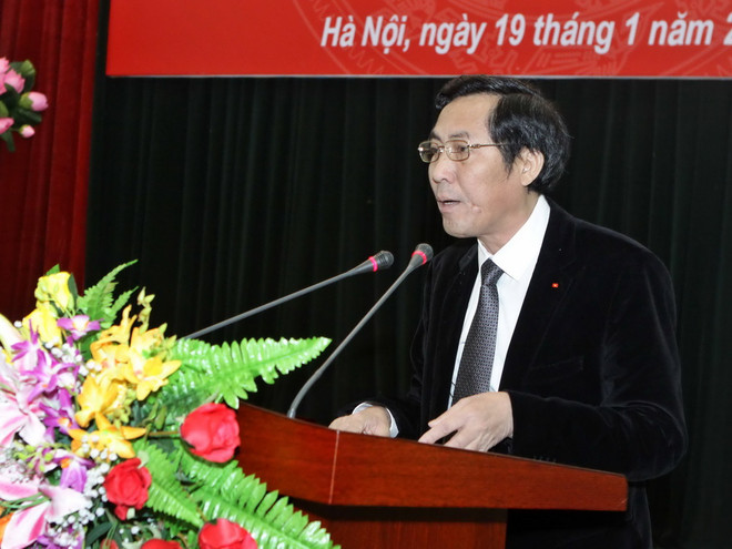 Nhà báo Hoàng Tùng - Người viết sử bằng tác phẩm chính luận ảnh 3