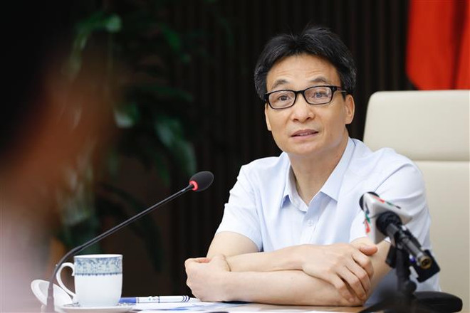 Đảm bảo công tác xét nghiệm khi mở lại một số đường bay quốc tế ảnh 1