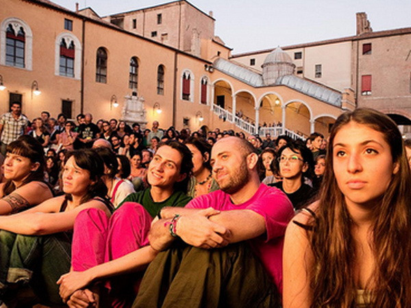 Ngày càng nhiều thanh thiếu niên Italy dùng ma túy ảnh 1