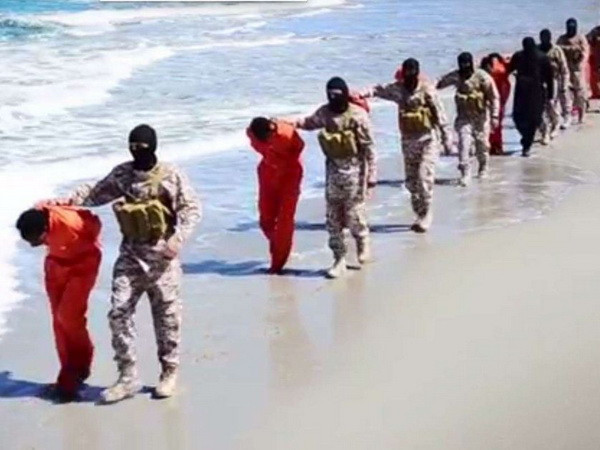 Nhóm IS công bố video hành quyết 30 người Ethiopia tại Libya ảnh 1