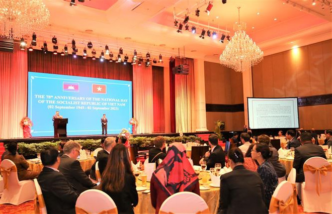 Dấu mốc vẻ vang cùng những người Việt luôn nhớ về quê hương ảnh 3