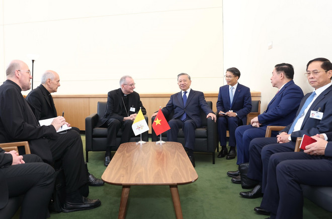 ttxvn_ctn to lam vatican (2).jpg