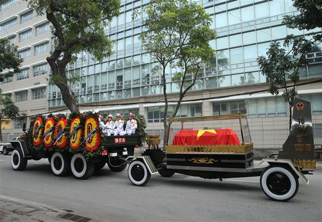 Lời cảm ơn của Ban Tổ chức Lễ tang, gia đình đồng chí Nguyễn Văn Trân ảnh 1