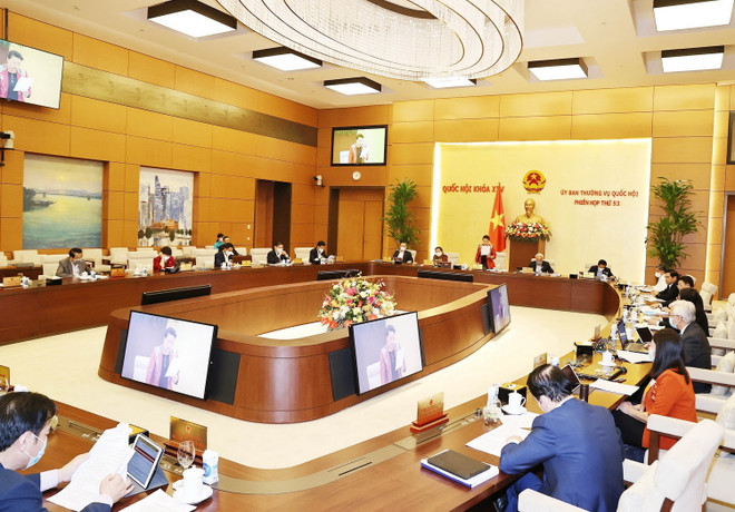 Chủ tịch Quốc hội Nguyễn Thị Kim Ngân chủ trì và phát biểu khai mạc. (Ảnh: Trọng Đức/TTXVN) Khai mạc Phiên họp thứ 53 của Ủy ban Thường vụ Quốc hội ảnh 1