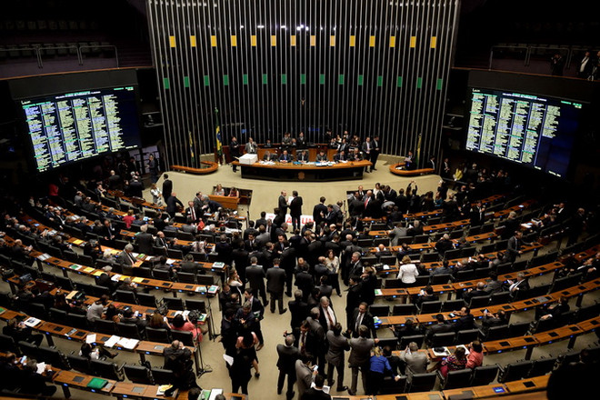 Quốc hội Brazil thông qua cải cách tổng tuyển cử cho năm 2018 ảnh 1