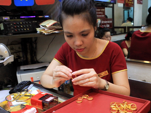 Thị trường vàng trong nước có mức tăng giảm không đáng kể ảnh 1