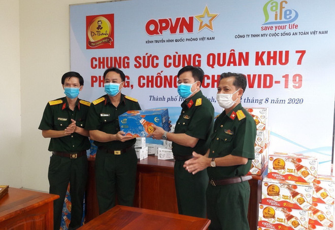 72.000 sản phẩm Trà Thanh Nhiệt Dr Thanh tiếp tục tiếp sức chiến sỹ ảnh 1