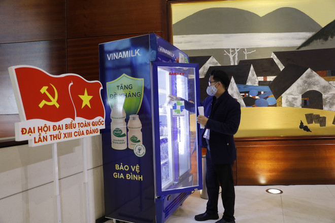 Hàng trăm nghìn sản phẩm Vinamilk được chọn phục vụ Đại hội Đảng ảnh 4