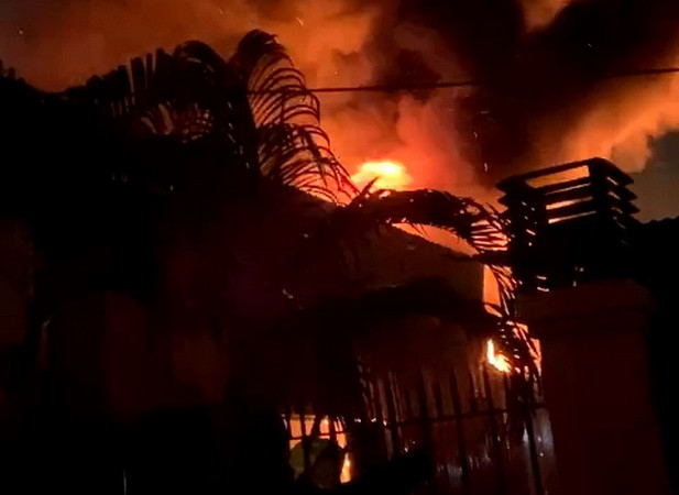 TP Hồ Chí Minh: Cháy nhà khiến một người tử vong do ngạt khói ảnh 1