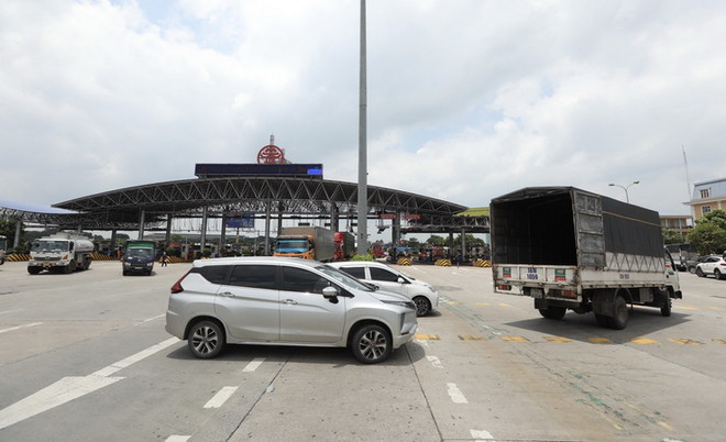 Hà Nội: Hơn 2.700 lượt phương tiện quay đầu, không ra, vào thành phố ảnh 1