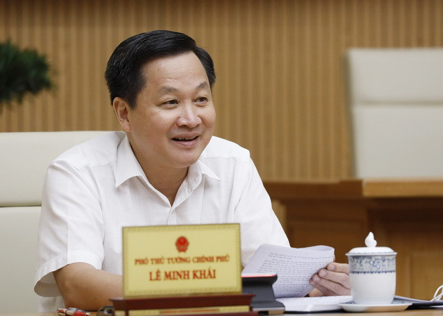 Phó Thủ tướng Lê Minh Khái. (Ảnh: Dương Giang/TTXVN) Giữ bình ổn mặt bằng giá, hỗ trợ thúc đẩy tăng trưởng kinh tế ảnh 1