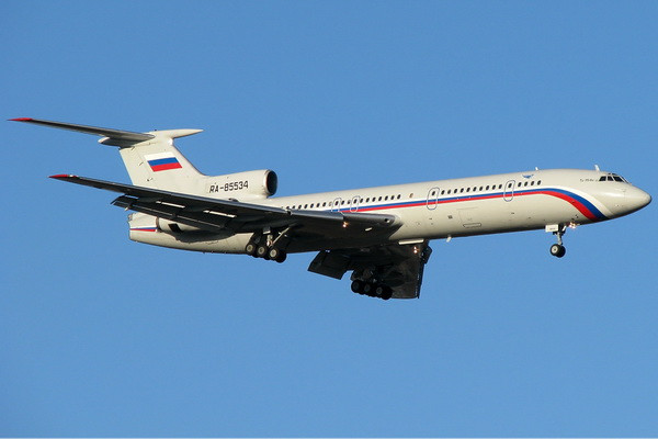 Một máy bay Tu-154 của Nga. (Nguồn: Sputnik/TTXVN) Bộ trưởng Giao thông Nga nêu giả thuyết tai nạn máy bay Tu-154 ảnh 1