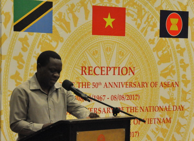 Kỷ niệm 72 năm Quốc khánh Việt Nam, 50 năm thành lập ASEAN ở Tanzania ảnh 2