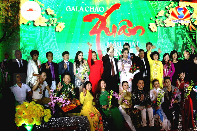 Cộng đồng người Việt rộn ràng đón mừng Xuân Mậu Tuất ở Italy và Séc ảnh 2