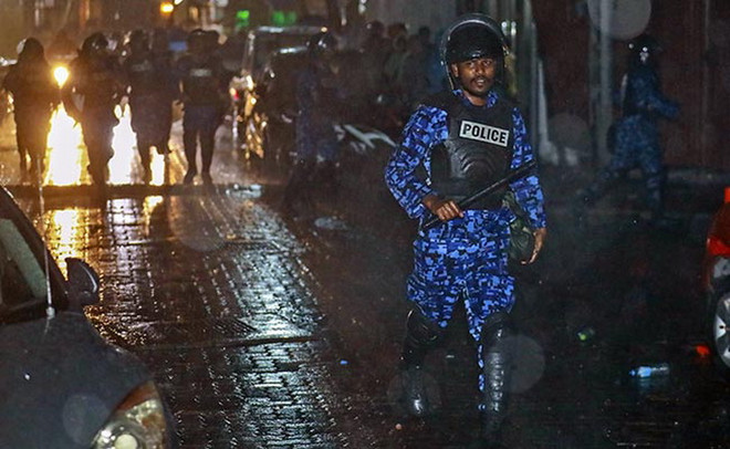Hai phóng viên Ấn Độ làm việc cho hãng AFP bị bắt giữ ở Maldives ảnh 1