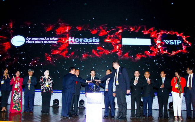 Khai mạc Diễn đàn Hợp tác Kinh tế châu Á HORASIS 2018 ở Bình Dương ảnh 2