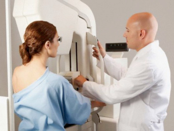 Italy: Số phụ nữ trẻ mắc ung thư vú tăng 30% trong 6 năm qua ảnh 1