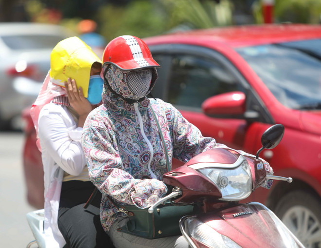 Trong 12 giờ tới, bão số 1 bão di chuyển hướng Tây Tây Bắc và mạnh lên ảnh 2