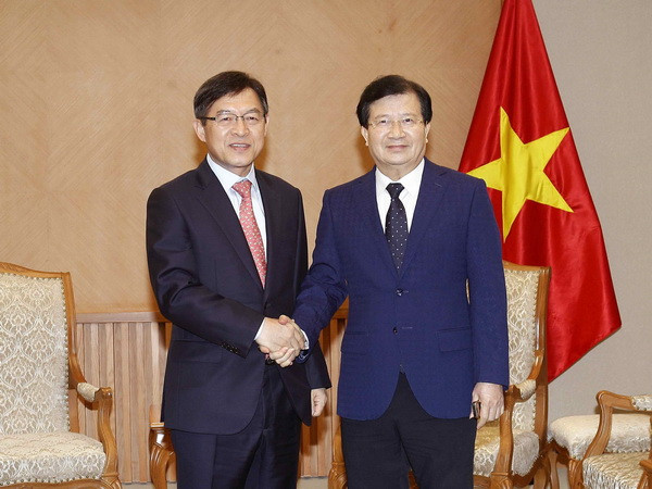 Việt Nam mong muốn Tập đoàn Samsung tiếp tục mở rộng sản xuất ảnh 1