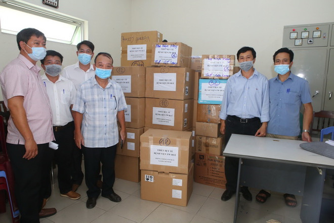 Tăng cường nhân lực y tế hỗ trợ TP.HCM và Bình Dương chống dịch ảnh 1