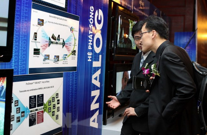 Tránh rủi ro khi giao kết hợp đồng viễn thông và truyền hình trả tiền ảnh 1