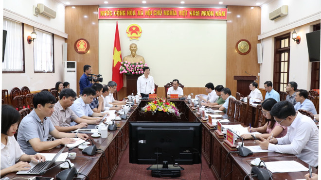 Không để học sinh vì khó khăn mà bỏ thi tốt nghiệp Trung học phổ thông ảnh 1