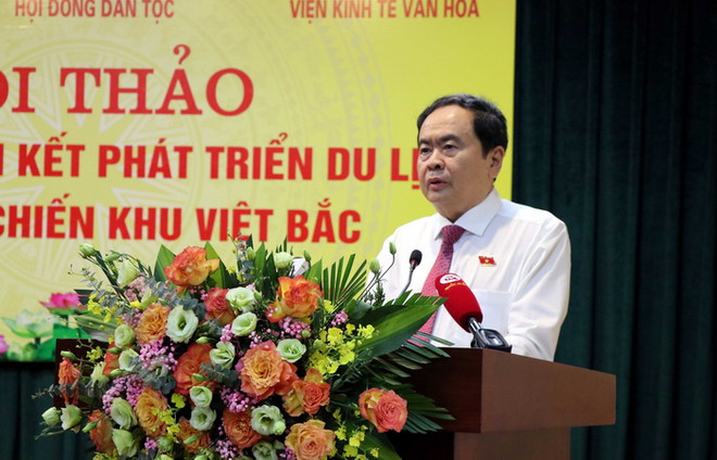 Ủy viên Bộ chính trị, Phó Chủ tịch thường trực Quốc hội Trần Thanh Mẫn phát biểu tại hội thảo. (Ảnh: Quang Cường/TTXVN) Phát triển du lịch gắn với phát huy giá trị lịch sử cách mạng ảnh 1