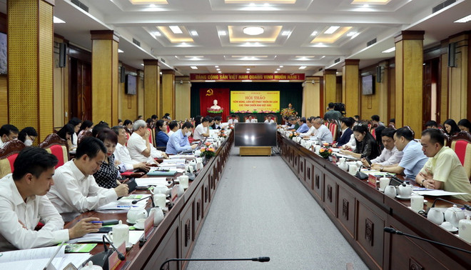 Quang cảnh hội thảo. (Ảnh: Quang Cường/TTXVN) Phát triển du lịch gắn với phát huy giá trị lịch sử cách mạng ảnh 3