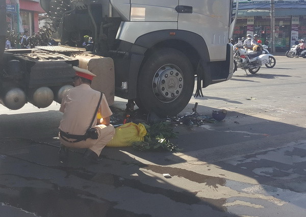 Đồng Nai: Tai nạn liên hoàn khiến ba người chết, hai người bị thương ảnh 1