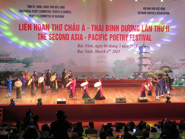 200 nhà thơ đến từ 43 nước dự Liên hoan thơ tại Bắc Ninh ảnh 1