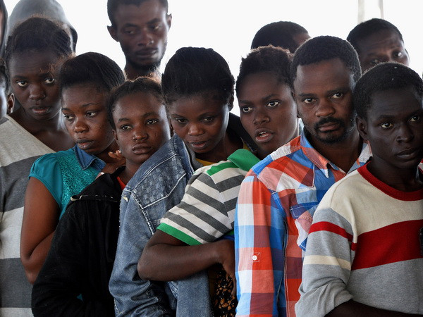 Đức đối mặt với sức ép từ làn sóng 1,5 triệu người tị nạn ảnh 1