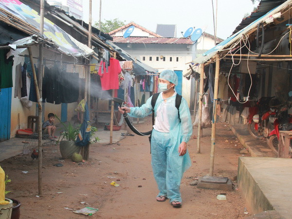 Dịch bệnh sốt xuất huyết sẽ giảm xuống vào cuối tháng 10 ảnh 1