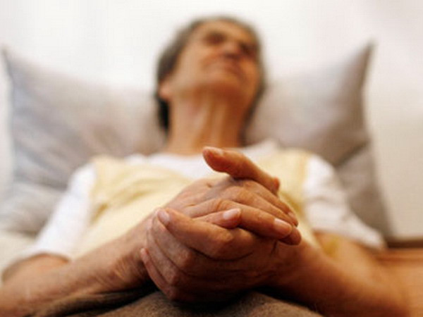 Tỷ lệ tử vong do Alzheimer tại Mỹ ngang với ung thư ảnh 1