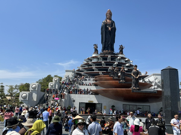 Năm 2023, Tây Ninh phấn đấu đón 5 triệu lượt khách du lịch ảnh 1